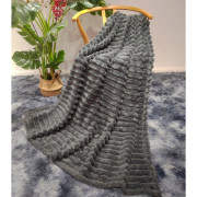 Koc 100% Mikrofibra Cotton World Tłoczony Pasy 160x200 Ciemny Szary