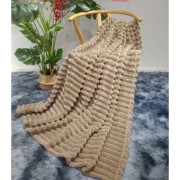 Koc 100% Mikrofibra Cotton World Tłoczony Pasy 220x200 Ciemny Beż