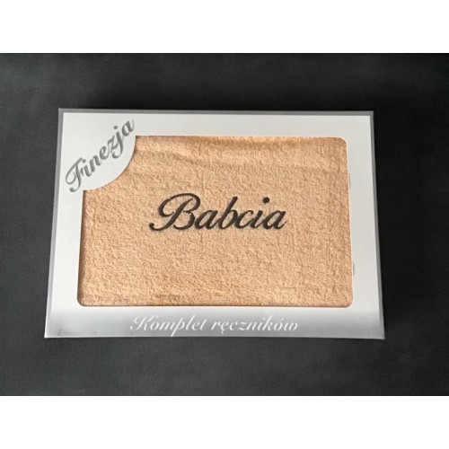 Ręcznik Kąpielowy Bawełniany 70/140 Z Haftem Dla Babci Kartonik