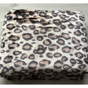 Koc Elway Gruby 160/210cm Pantera Czarne Cętki