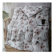 Kołdra Pikowana Cienka Na Lato 220x200cm Kwiaty Czekoladowe Na Białym