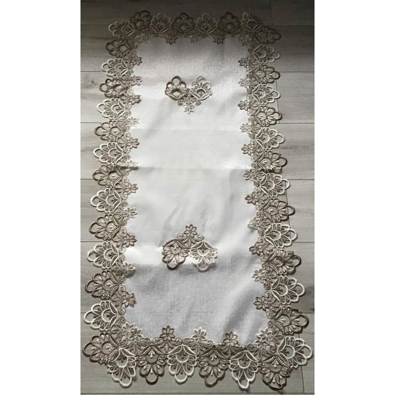 Bieżniki/Serwety Ekri Obszyte Beżową Gipiurą