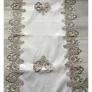 Bieżniki/Serwety Ekri Obszyte Beżową Gipiurą