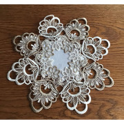 Serwetka Okrągła Jasny Ekri Obszyta Beżową Gipiurą