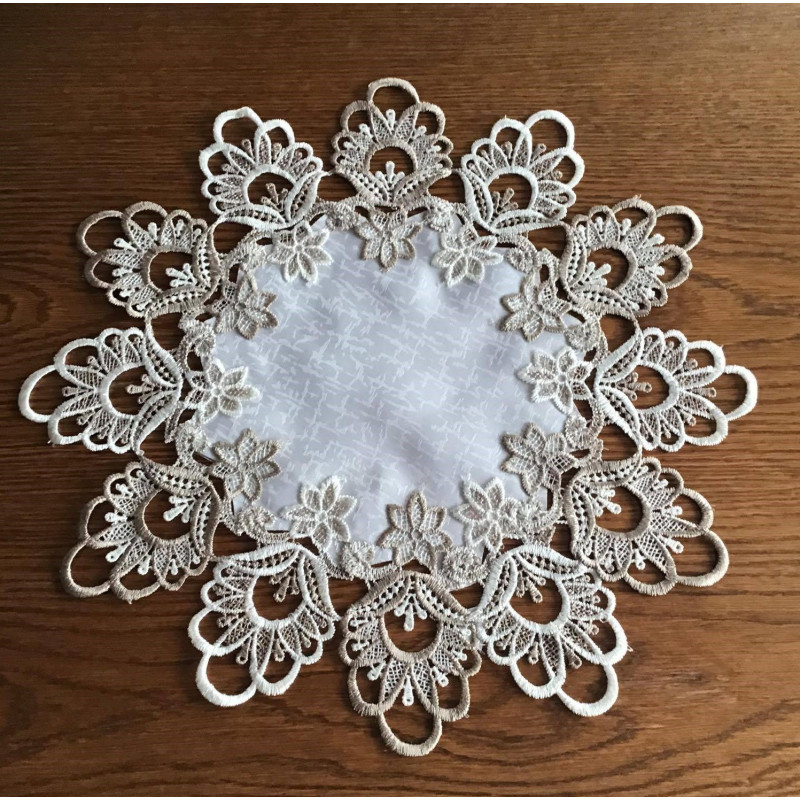 Serwetka Okrągła Jasny Ekri Obszyta Beżową Gipiurą