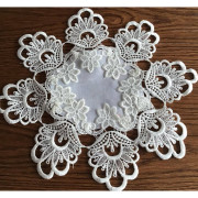 Serwetka Okrągła Ekri Obszyta Gipiurą