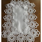Serwetka Biała 35x50 cm Obszyta Gipiurą