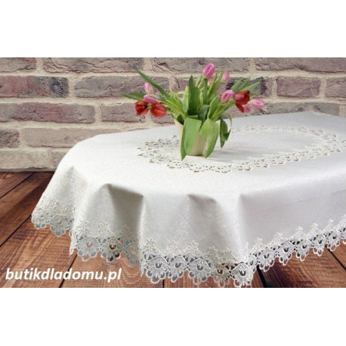 Obrus Owalny Ekri Obszyty Elegancką Gipiurą