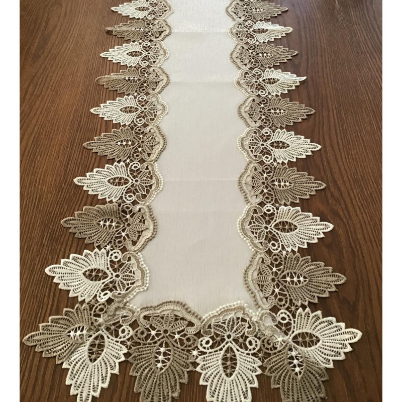 Bieżnik Biały Obszyty Beżową Gipiurą