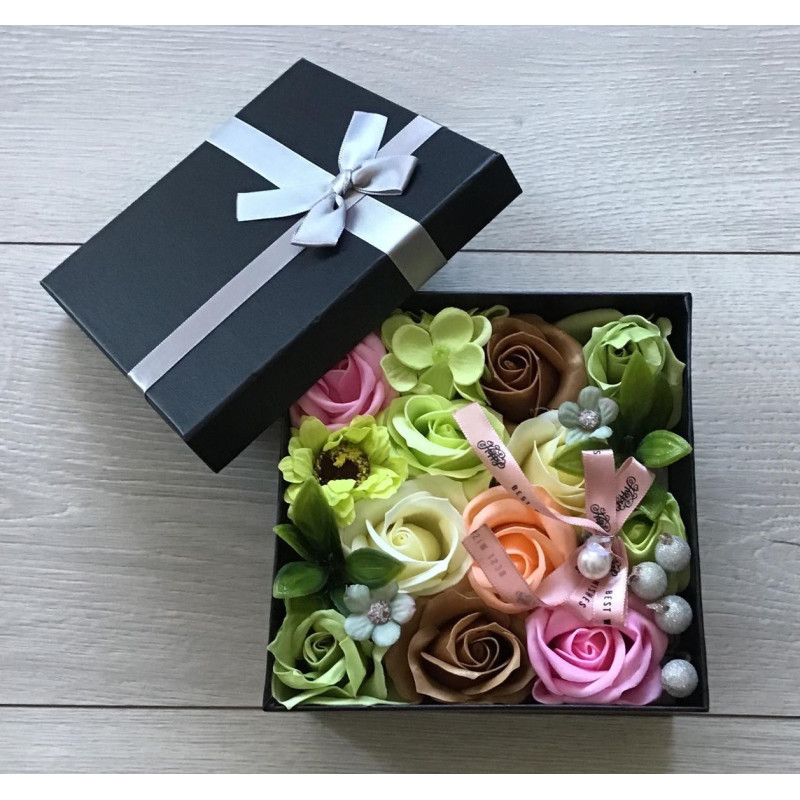 Flower Box Pachnący Mydlany Bukiet Różyczki