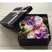 Flower Box Pachnący Mydlany Bukiet Różyczki Fioletowe