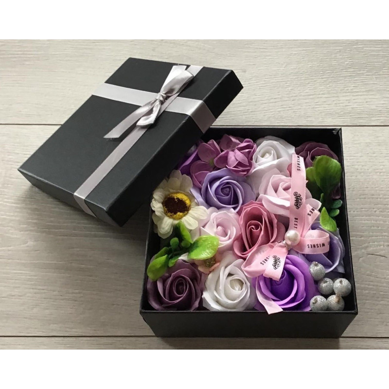 Flower Box Pachnący Mydlany Bukiet Różyczki Fioletowe