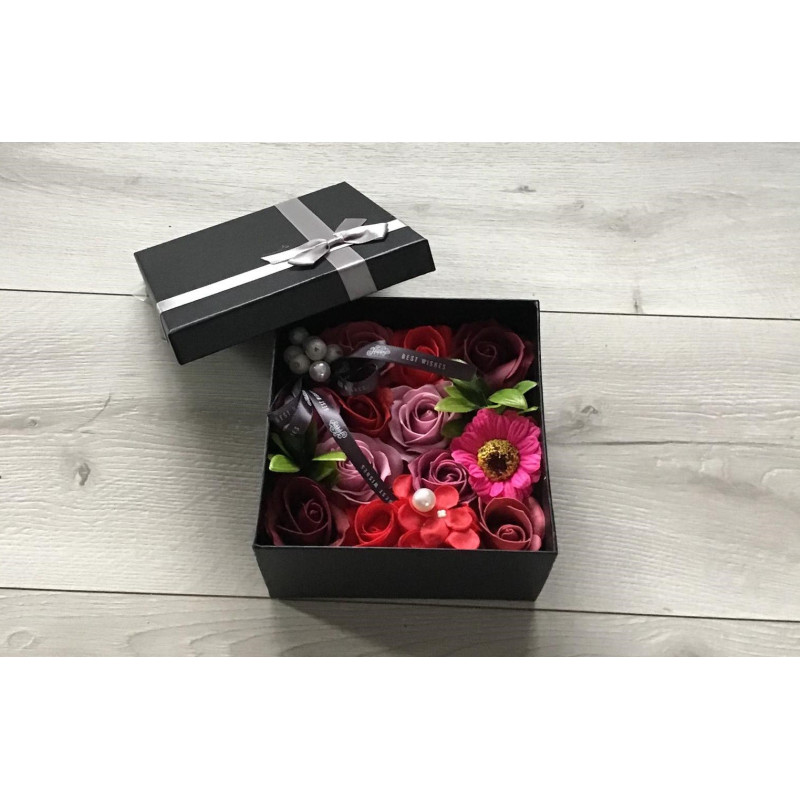 Flower Box Pachnący Mydlany Bukiet Różyczki