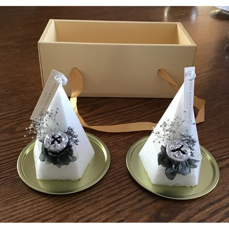 Świece Zapachowe Z Dekoracją Kpl 2 Sztuki Piramida Biała