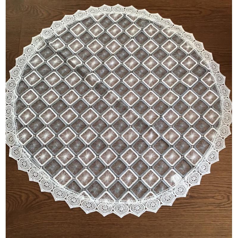 Obrus Okrągły Cały Koronkowy W Biało Szare Kwadraty