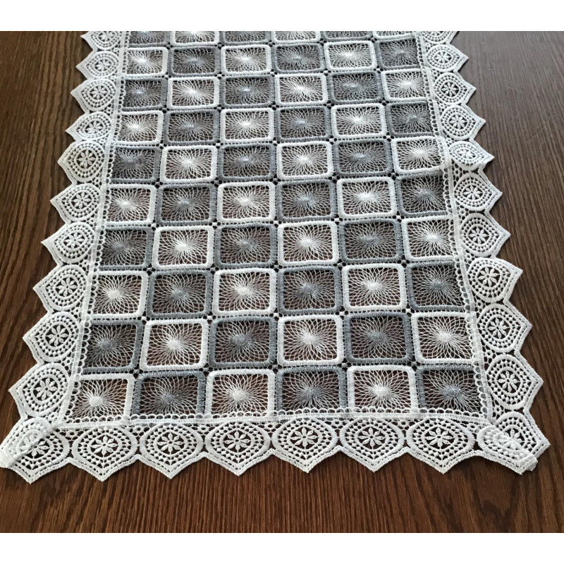 Bieżniki/Serwety Z Gipiury Całe Koronkowe W Biało Szare Kwadraty