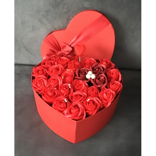 Bukiet Kwiatowy Mydlany W Kształcie Serca 2XL