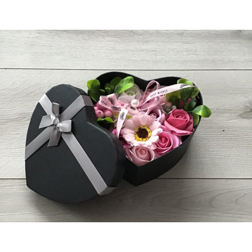 Flower Box Pachnący Mydlany Bukiet Serce Różowy