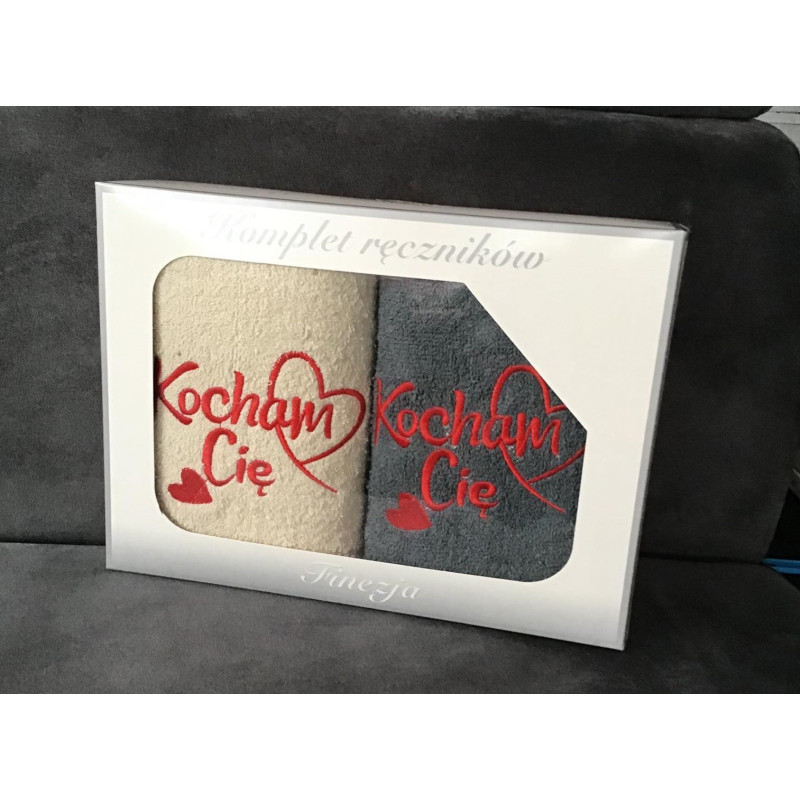 Ręczniki Z Haftem 50x90cm W Kartoniku Love