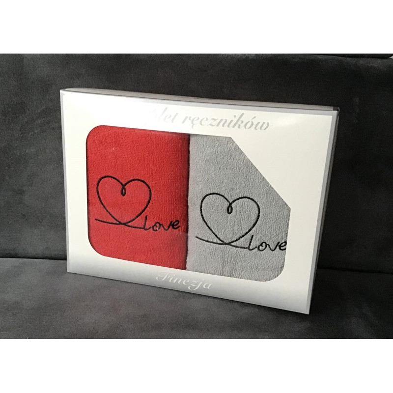 Ręczniki Z Haftem 50x90cm W Kartoniku Love