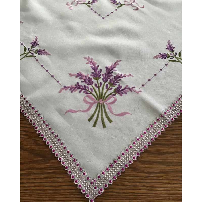 Bieżniki /Serwety Białe Ze Srebrną Nitką I Cekinami Lawenda