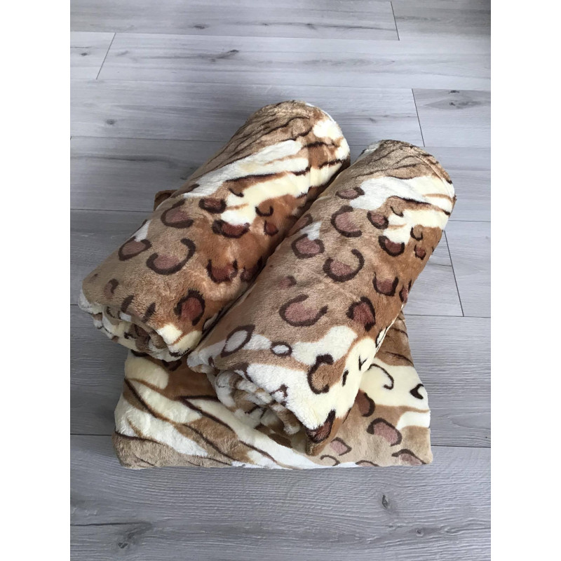 Komplet Koc Z Fotelami Gruby Sarenka Cętki