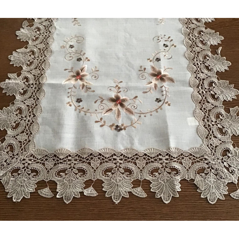 Bieżniki /Serwety Haftowane Beżowe Z Gipiurą