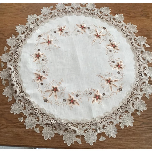 Obrus Okrągły Beżowy Haftowany Z Gipiurą