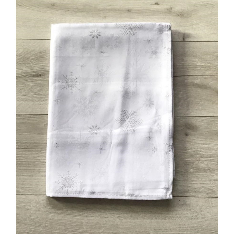 Obrus Świąteczny Biały W Srebrne Śnieżynki