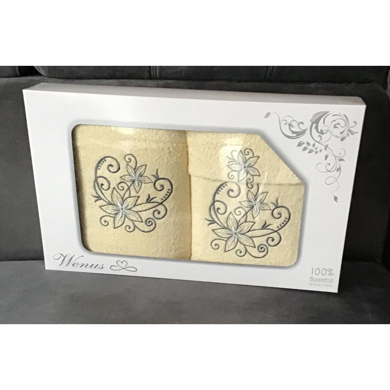 Komplet Ręczników Z Haftem 3 Części Kremowy