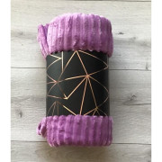 Koc Z Mikrofibry Tłoczony Pasy 160x200cm Jasny Fiolet