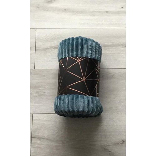 Koc Z Mikrofibry Tłoczony Pasy 160x200cm Morski