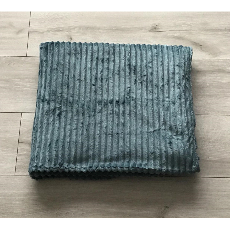 Koc Z Mikrofibry Tłoczony Pasy 160x200cm Morski