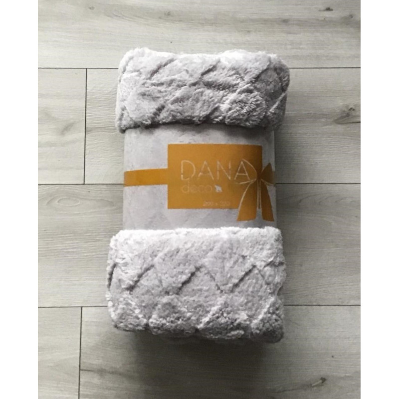 Koc Z Mikrofibry Tłoczony Romby 220x200cm Jasny Szary