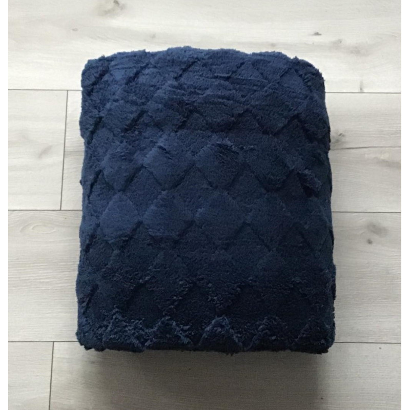 Koc Z Mikrofibry Tłoczony Romby 220x200cm Granatowy